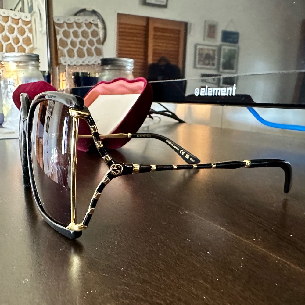 GUCCI Black & Smoke Square Sunglasses - Picture 2 of 11
